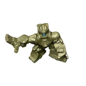 Hasbro Marvel Super Hero Squad Iron Man Armor Drone action figure.